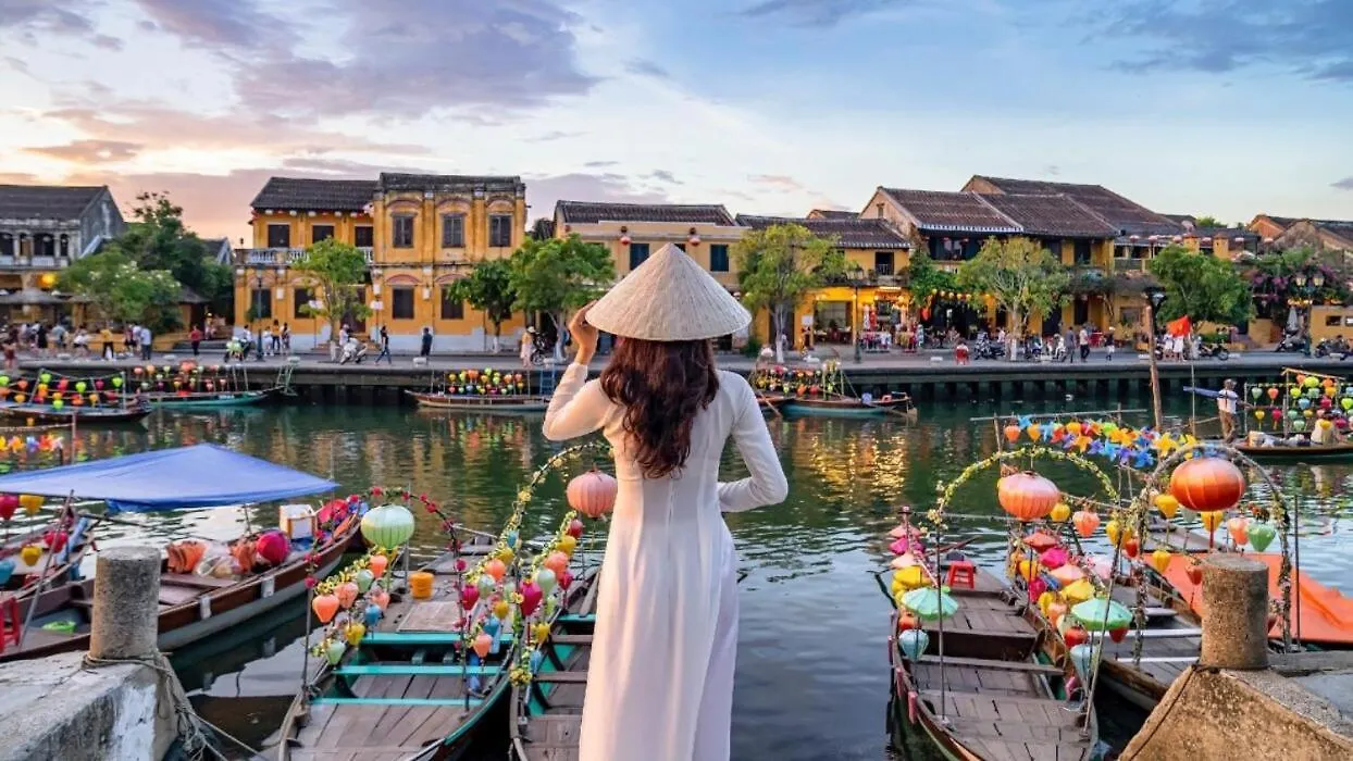 Dom Hostel Hoian Old Town Location Hoi An Vietnam
